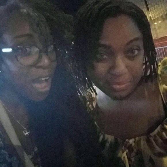 Meet your Posher, Ashleigh - Picture 1 of 1